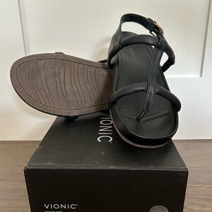 Sandals, Vionic, Sdley, Size 8